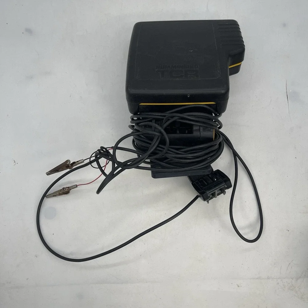 Hummingbird TCR 101 Depth Sounder Fishfinder In Carrying Case and Cover